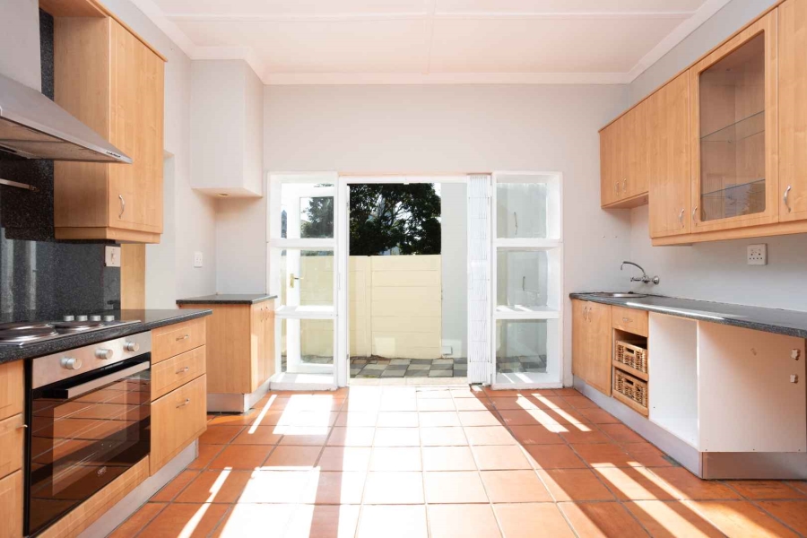 2 Bedroom Property for Sale in Rondebosch Village Western Cape